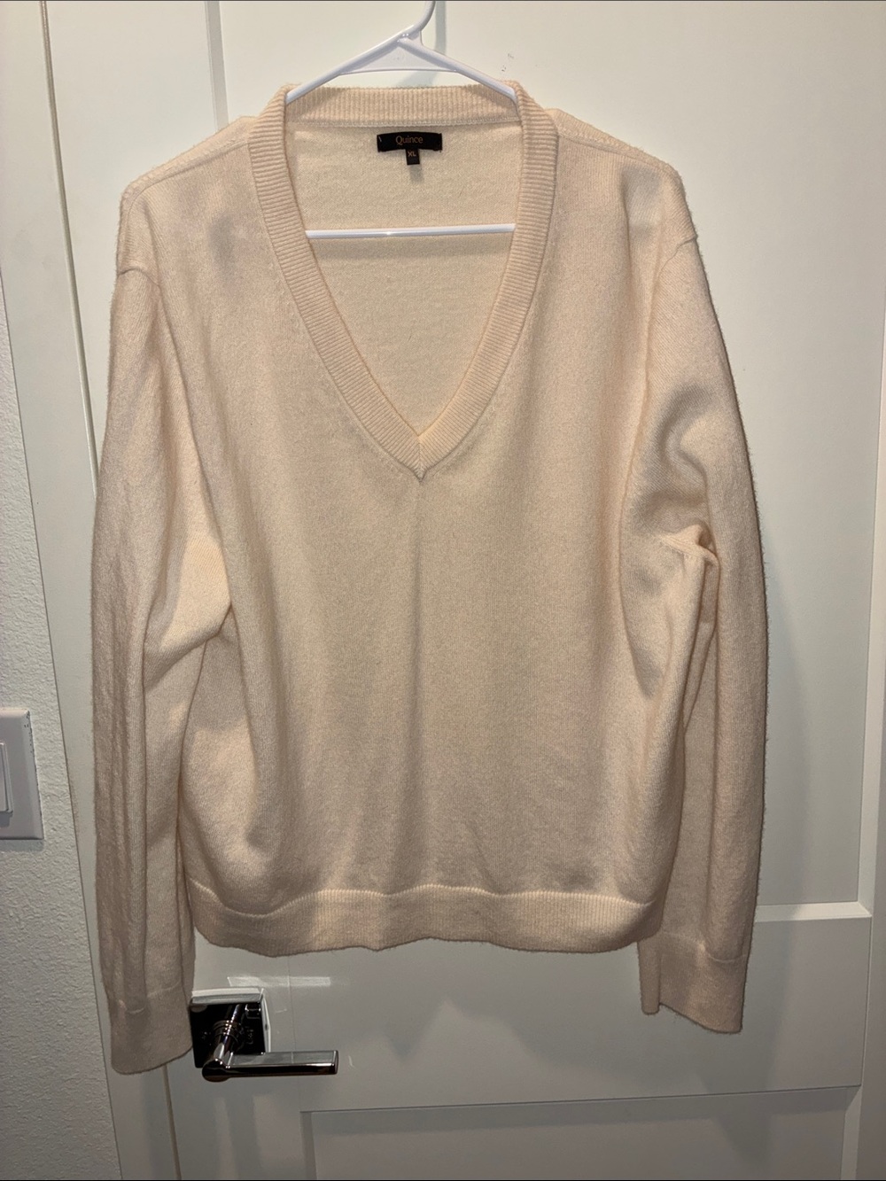 Quince Women's V-Neck Sweater in Cream